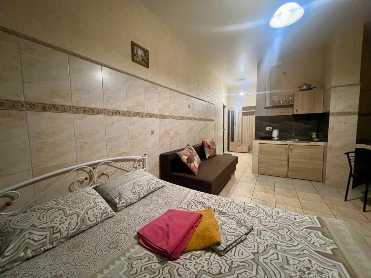 Studio Apartment Metro Pechersk Κίεβο Εξωτερικό φωτογραφία